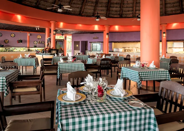 Station touristique Iberostar Waves Tucan 5*